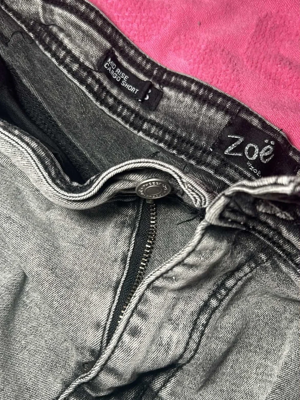 Men's Gray Cargo Denim Shorts - Casual Utility Style